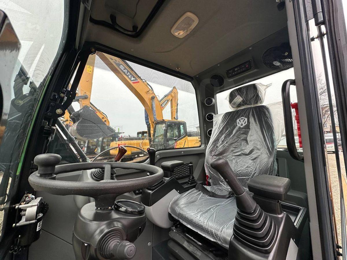 Máy Xúc Đào Bánh Lốp Xinyuan B65 - Giải Pháp Linh Hoạt Cho Công Trình Nhỏ